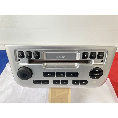 Poste autoradio clarion 406 coupé