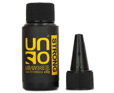 The Versatility and Benefits of Uno Lux Rubber Base for Nail Professionals