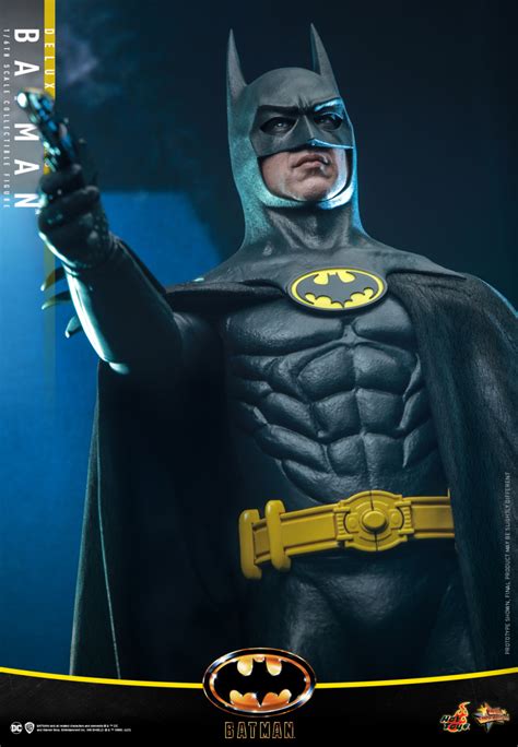 Hot Toys MMS693 蝙蝠俠 1989 蝙蝠俠Batman1 6 比例收藏級人偶 DX版