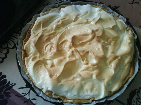 Tarte Au Citron Meringu E Pour Personnes Recettes Elle Table