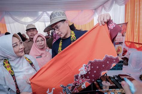 Siaran Pers Menparekraf Dorong Pelaku Ekraf Kabupaten Berau