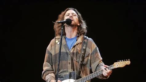 Ten Pearl Jam Celebra El 30 Aniversario De Su Disco Debut Con álbum