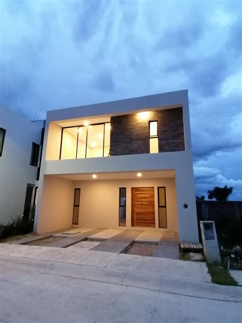 Venta Casa En Vista Alegre Irapuato Guanajuato EB IH2985s Icasas Mx