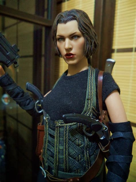 Angels And Summer Hot Toys Alice Showcase Resident Evil Afterlife