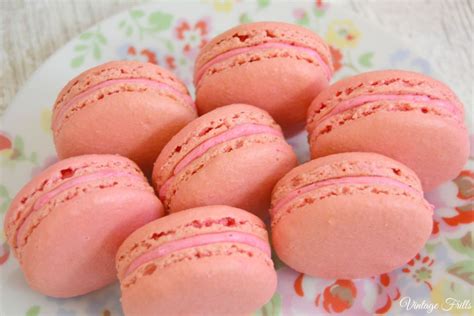 How To Make Perfect Macarons • Vintage Frills