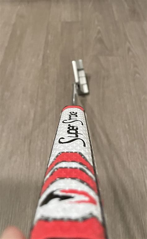 Kirkland Putter Grip Alignment : r/golf