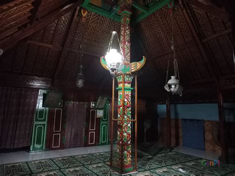 Masjid Saka Tunggal Cikakak Tertua Di Asia Tenggara GenPI Co