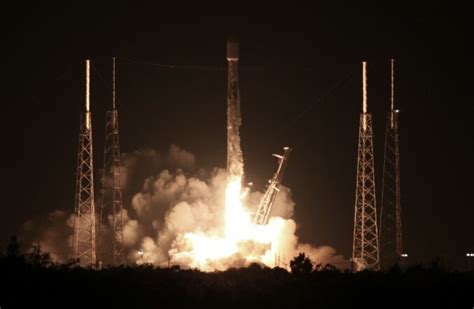 Spacex Launches Airbus Built Tv Broadcasting Spacecraft For Eutelsat Spaceflight Now