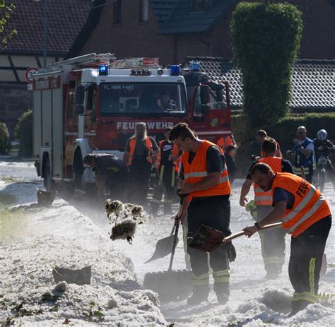 Gr Ditz Tornado Verdacht In Sachsen Drohne Filmt Schneise Der