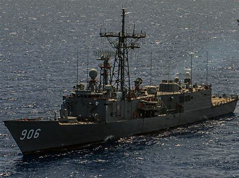 Frigate Photo Index Ffg Uss Lewis B Puller