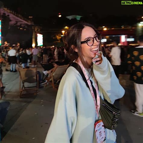 Semiha Bezek Wiki, Biography, Age, Gallery, Spouse and more