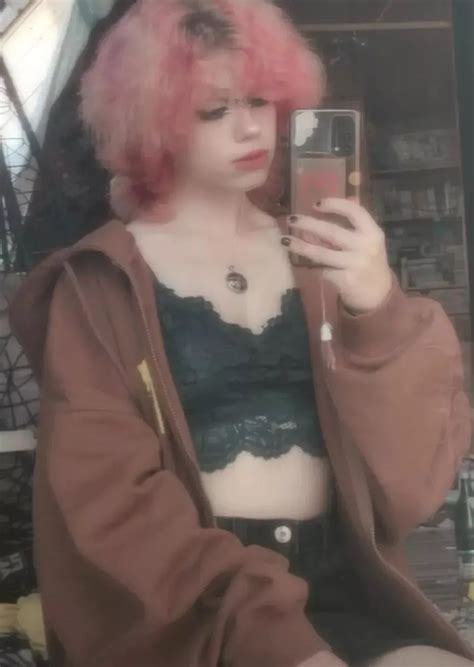 Happy Saturday Nudes Croptopgirls NUDE PICS ORG