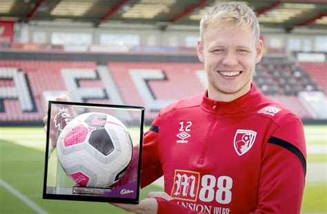 Fussballstar Ver Ffentlicht Einen Offenen Brief An Seinen Schwulen Bruder Gay Ch Alles