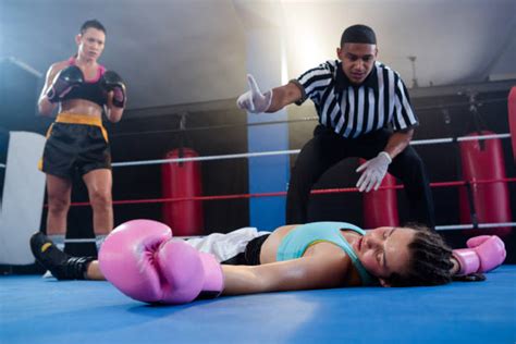 1,600+ Women Boxing Knockouts Stock Photos, Pictures & Royalty-Free ...