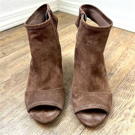 Aldo Barefoot Nude Brown Suede Leather Peep Toe Block Gem