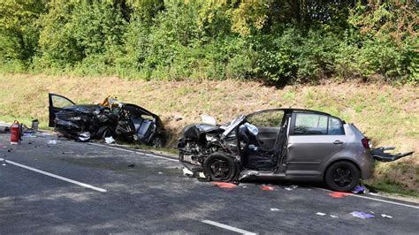 Schwerer Unfall In Bayern Frontalzusammensto Frauen