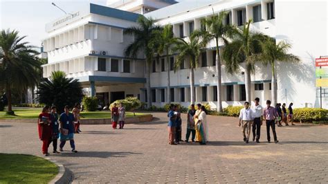 Kec Kongu Engineering College