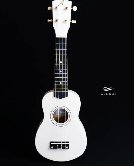 Ukulele Branco Andaluz Soprano Ukulele Magazine Luiza