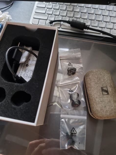 Sennheiser Momentum TW, Audio, Earphones on Carousell
