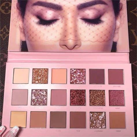 Moji New NUDE 18 Color Shimmer Eyeshadow Palette Chinese Domestic Product Free 1 Skin Care