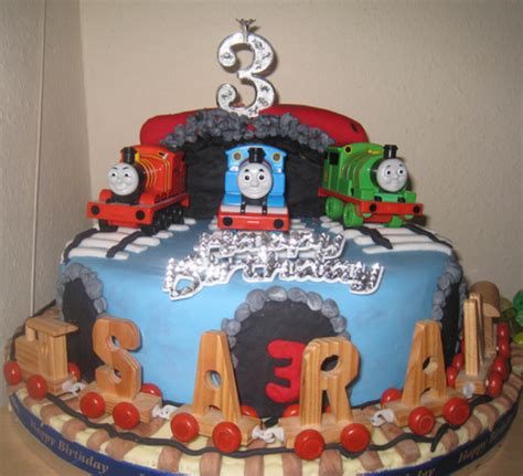 Thomas the train cake ideas with Thomas, Percy and James.PNG Hi-Res 720p HD