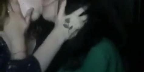 Katie Cassidy Hot Lesbian Kiss 4K Tnaflix