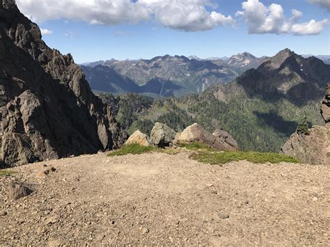 Top of Mt. Ellinor Trail looking into the Olympic Mtns., Washington : r ...