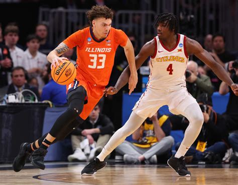 Illini Forward Coleman Hawkins To Enter Transfer Portal