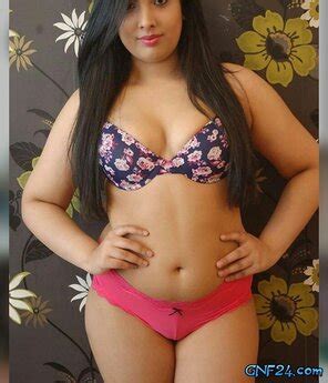 Love This Hot Babe Porn Pic