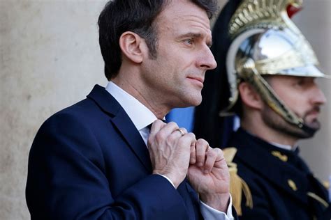 La Popularité Demmanuel Macron Au Plus Bas Depuis Trois Ans Selon Un