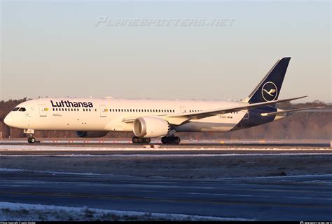 D ABPD Lufthansa Boeing 787 9 Dreamliner Photo by Justin Stöckel ID