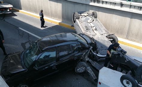 Accidente Automovilístico Deja Cinco Lesionados En Bajo Puente En Toluca