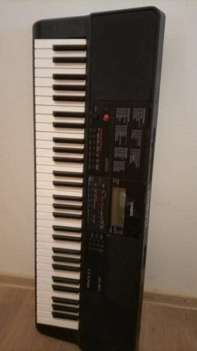 Casio Ct-X700 HITNO