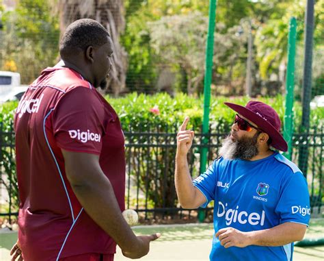 WI Bowling Coach Mushtaq Ahmed With Biggest Cricketer Of The World ...