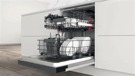 Whirlpool WBC 3C26 X | Planeo.cz