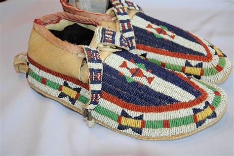 Native American Moccasins & Footwear - Native American Crafts