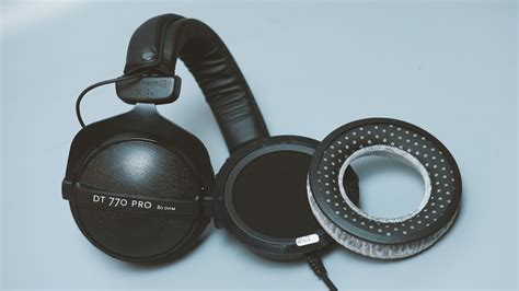 Beyerdynamic DT 770 PRO Studio Headphones Review