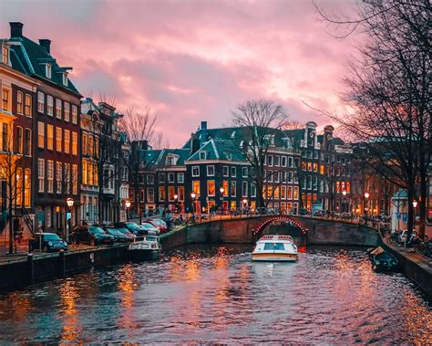 26 Things To Do In Amsterdam At Night Dymabroad Amsterdam Winter