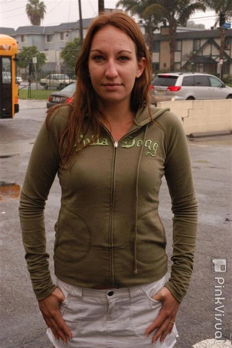 Fieses Blasses Babe Hardcore Gangbang Fick Mit Bondage Fetisch Porno Bilder Sex Fotos XXX