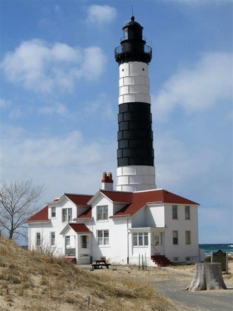 Lake Michigan Lighthouses【2024】 | 灯台, 建物, 風景