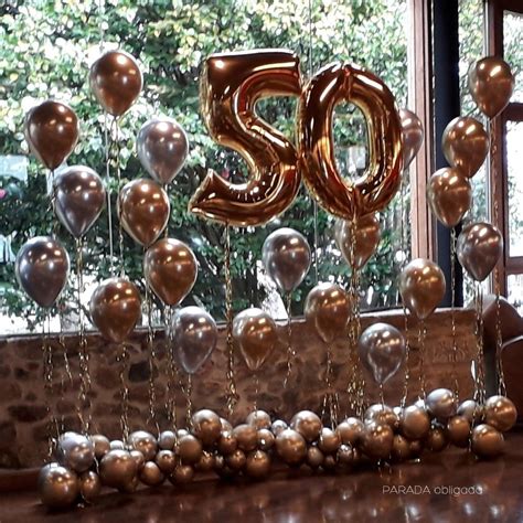 Decoración con globos 50 cumpleaños o para unas bodas de oro o bodas de