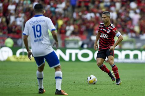 Gols De Flamengo X Avaí Em Jogo Marcado Pela Despedida Dos Diegos