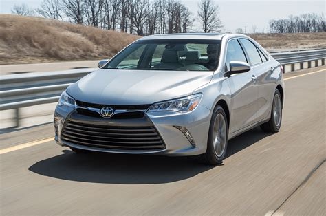 Whats The Difference Between The Toyota Camry And The Avalon