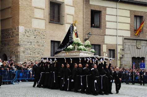 S Bado Santo La Soledad Y Las Saetas Protagonistas De Las Procesiones