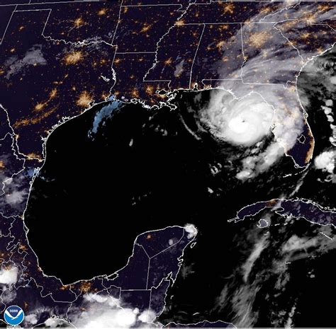 Huracanes Tormentas Tropicales Ciclones Tifonescu L Es La Diferencia