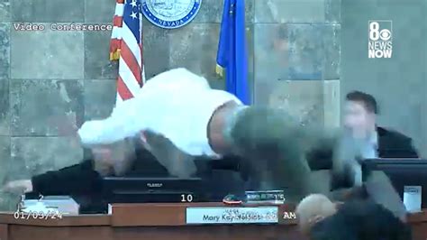 ‘somebody Call 911 Full Video Shows Las Vegas Courtroom Chaos As Man Attacks Judge Vegas