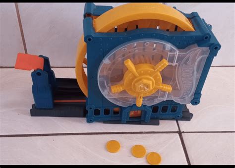 Pista Hot Wheels Cofre Brinquedo Mattel Usado Enjoei