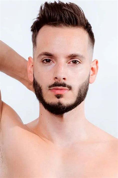 Stallion Fabio VR Porn Videos VRPorn