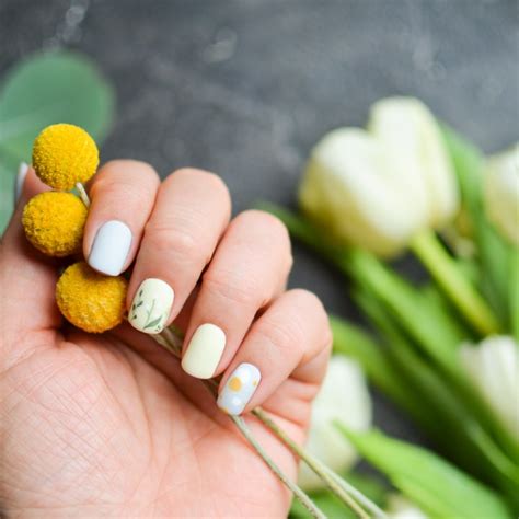 Nuan Ele De Bej Nude Sunt At T De Diafane I Subtile Nc T Pot Fi