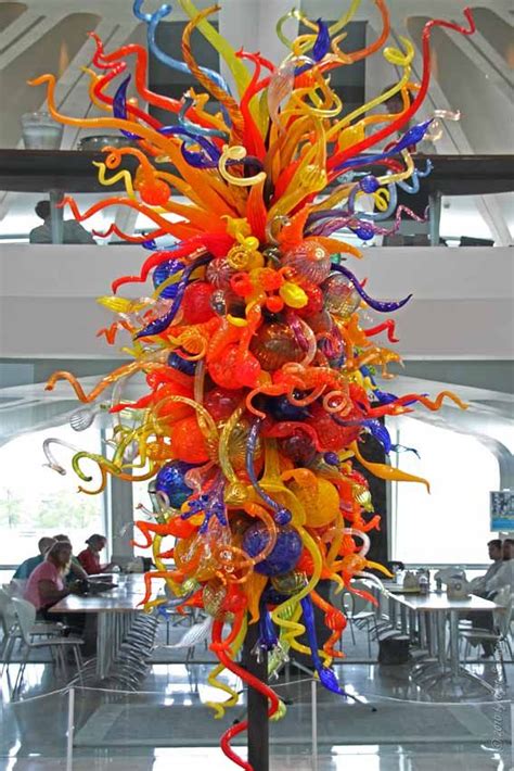 Public Art In Chicago Milwaukee Art Museum Blown Glass Sculpture By Dale Chihuly Glass